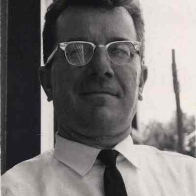 A photo view of Joseph Bartlett.