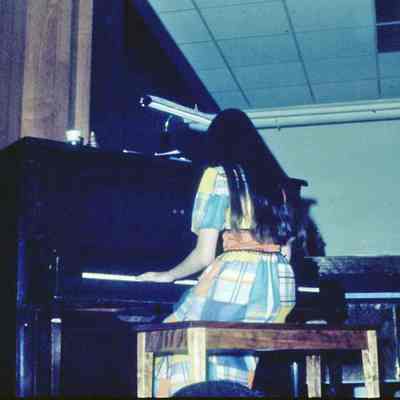 Unknown Teen Queen Contestant