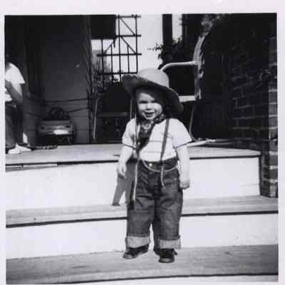 A photo of Scott Gordon.