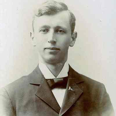 Truman Hamlin