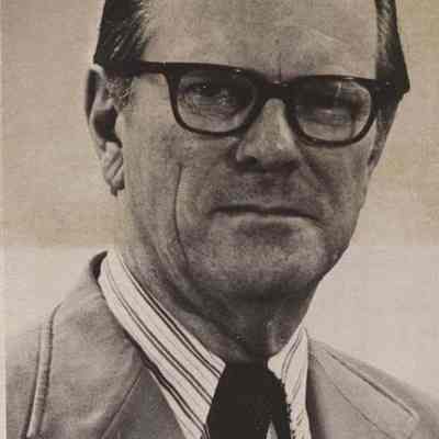 A photo view of Robert B. Hill. 10/3/1975.
