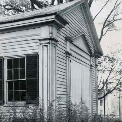Dunlap-Gilman Mansion Barn