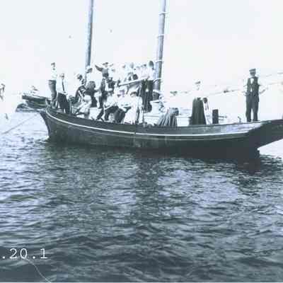 A photo of the Schooner Pinafore.