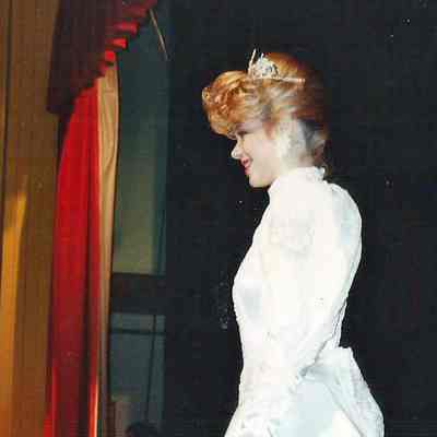 Lisa Kelly Teen Queen