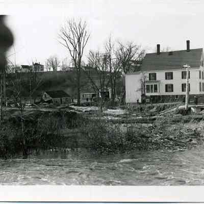 Topsham, 1936 Flood, view of Summer St.