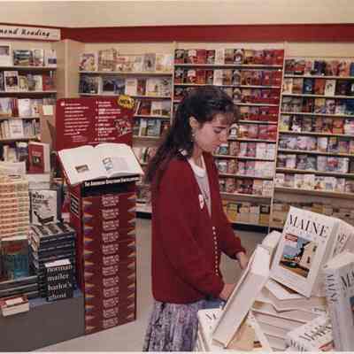A photo view of Bookland at Cook's Corner. 10/16/1991.