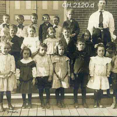 Center Street School First Grade Class Photo