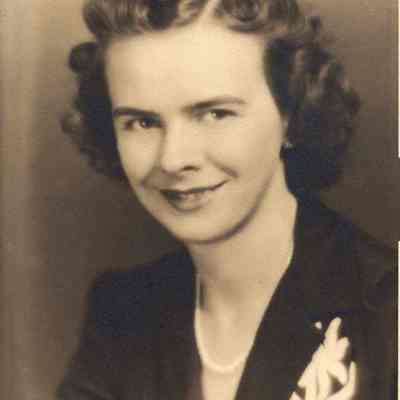 A photo of a woman.