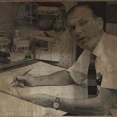 A photo view of Gordon G. Noe. 9/11/1969.