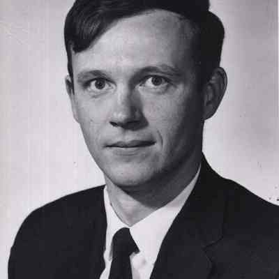 A photo view of Robert Torla