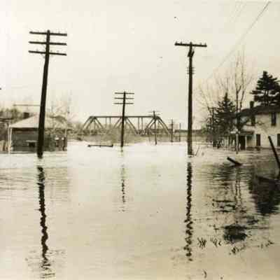 Mill Street in the 1936 flood