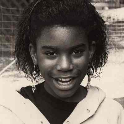 A photo view of a black girl. 6/8/1992.