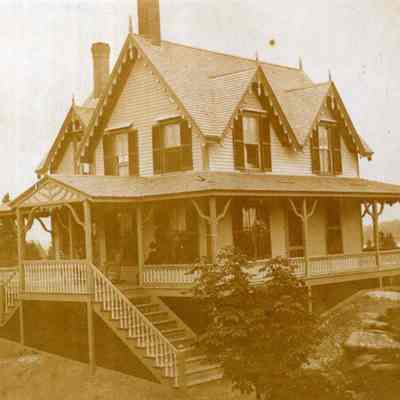 89 Central Avenue, Mere Point