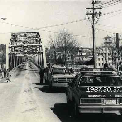 A photo of the Frank J. Wood Bridge.