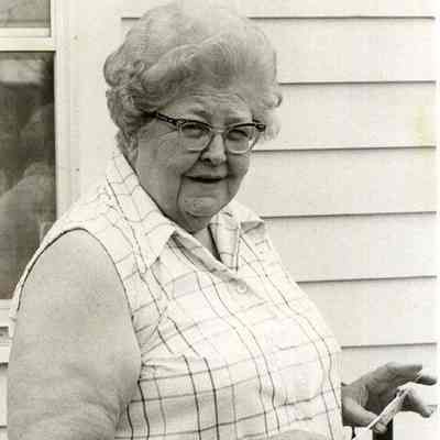 Doris Hennessey Riendeau
