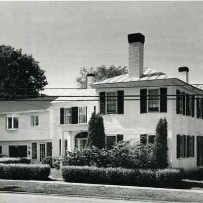 A photo of the John Dunning House.