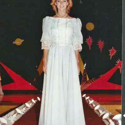 A color photograph of contestant #1 Kim Swallow.