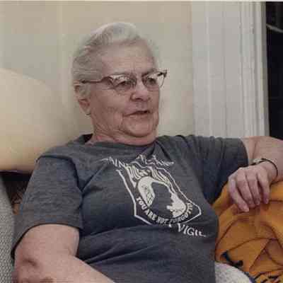 A photo view of Iona Osnoe. 2/21/1991.