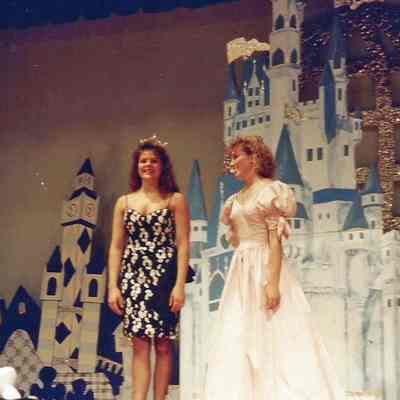 Stacy Bean and Robin Moody