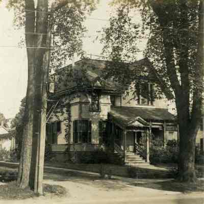 46 Pleasant Street