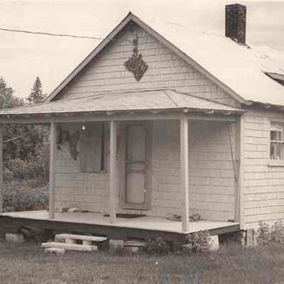 A photo view of a building. 9/25/1992.