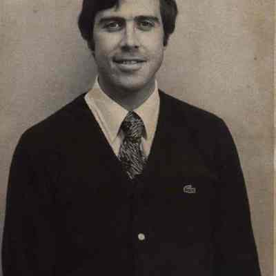 A photo view of Elder Kim Johnson.