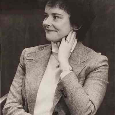 A photo view of Nancy Boothby.