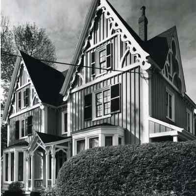 A photo of the Brody-Johnson house.