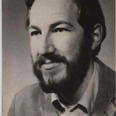 A photo view of James Turner.