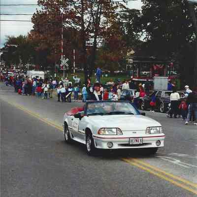 A color photograph of a car in the 250th Anniversary Parade.