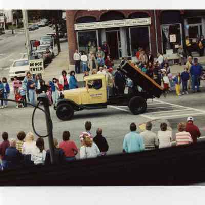 Brunswick's 250th anniversary parade