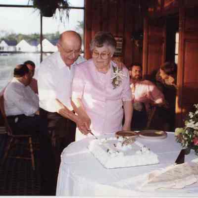 Unidedntified couple