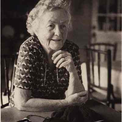 A photo view of Mary Baxter White.