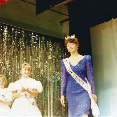 Miss York County Lori Deschense