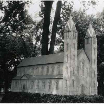 King Chapel float