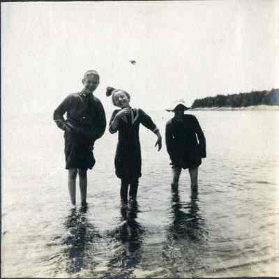"Warm water" (Three Children playing in the water)