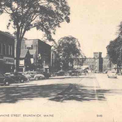 A postcard view of Maine Street, Brunswick.