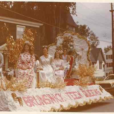 The Teen Queens