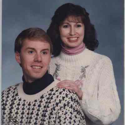 Thomas Bennoch, Nancy M. Lewis