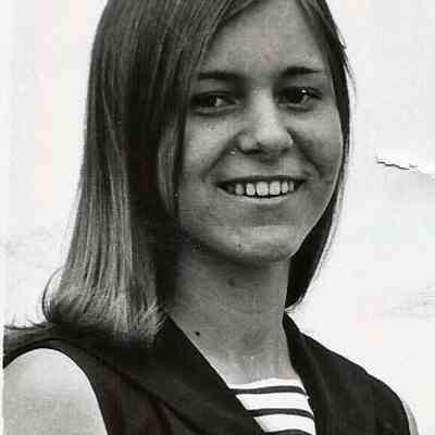 A B/W photograph of Mieka Tomko contestant #3.