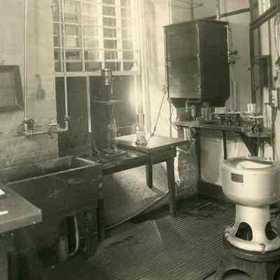 A photo of the testing room.