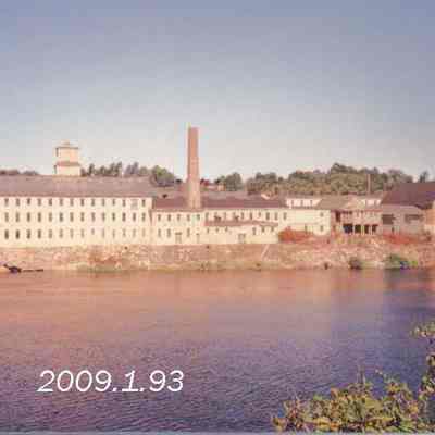 A photo of the Bowdoin Mill.