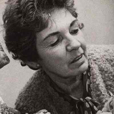 A photo view of Mrs. Effie Lewis. 2/15/1971.