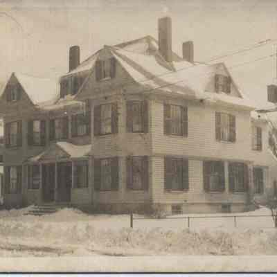 Postcard of 11-13 Everett St
