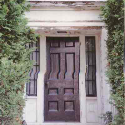 A photo of JLC's boyhood home.