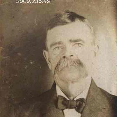 An unidentified man.