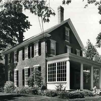 A photo of the John Cleaveland House.