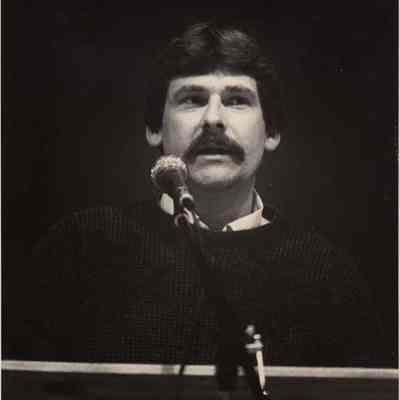 A photo view of Dale Wallace. 1988.