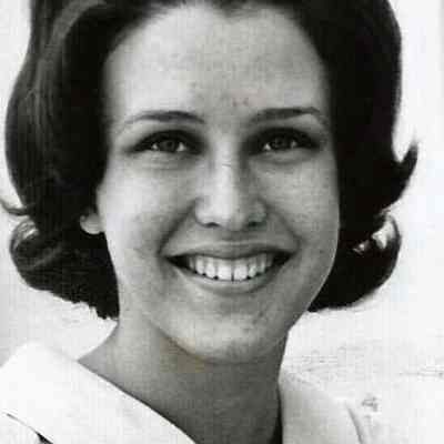 A B/W photograph of Mary Kinworthy, contestant # 11.