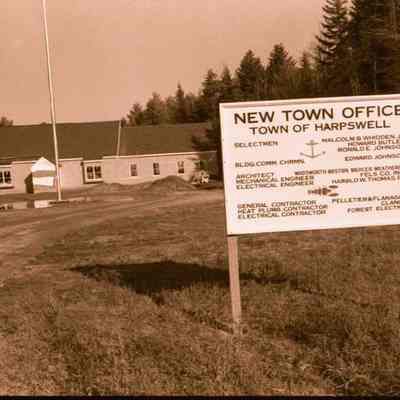 A photo view of Harpswell's new town office building. 11/22/1986.